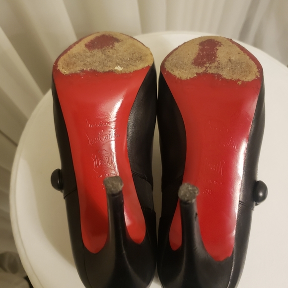 Christian Louboutin Black C'est Moi booties. - Picture 8 of 10